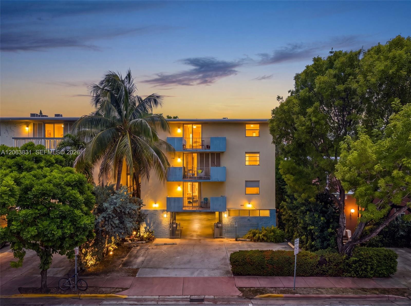 915 Jefferson Avenue 3D