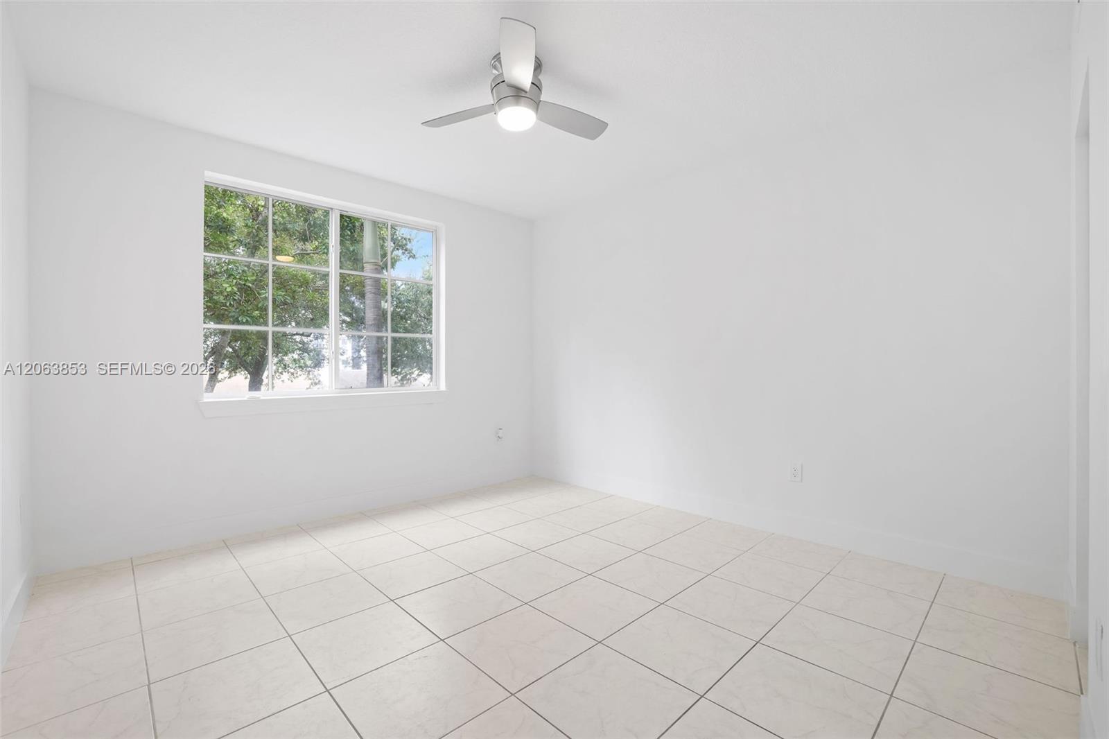 6831 Sw 44th Street 205 Property Photo 18