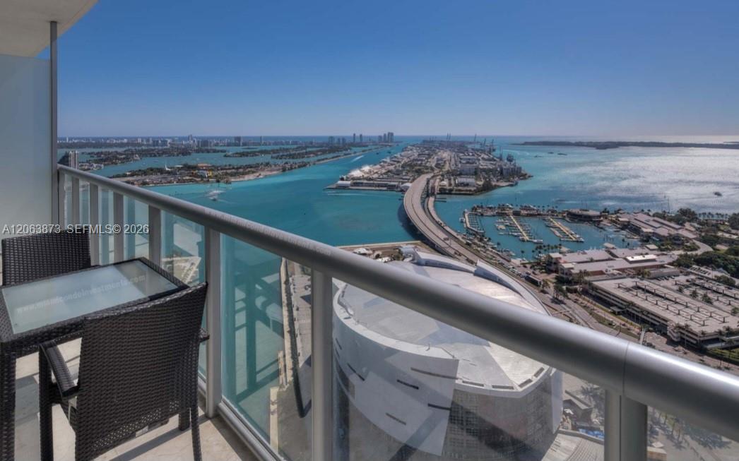 888 Biscayne Boulevard 4009 Property Photo 2