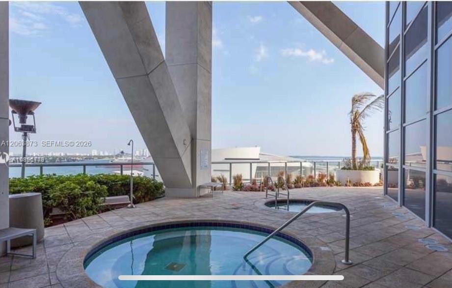 888 Biscayne Boulevard 4009 Property Photo 3