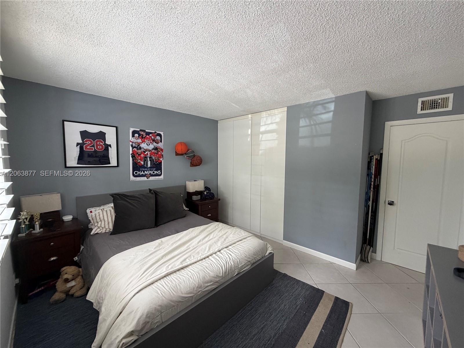1595 S Ocean Lane 182 Property Photo 9