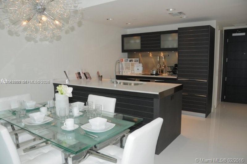 200 Biscayne Boulevard Way 3809 Property Photo 8