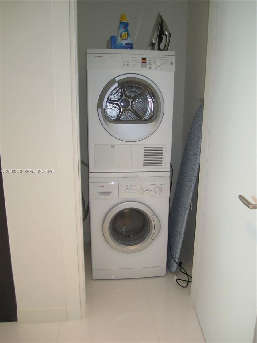 200 Biscayne Boulevard Way 3809 Property Photo 14