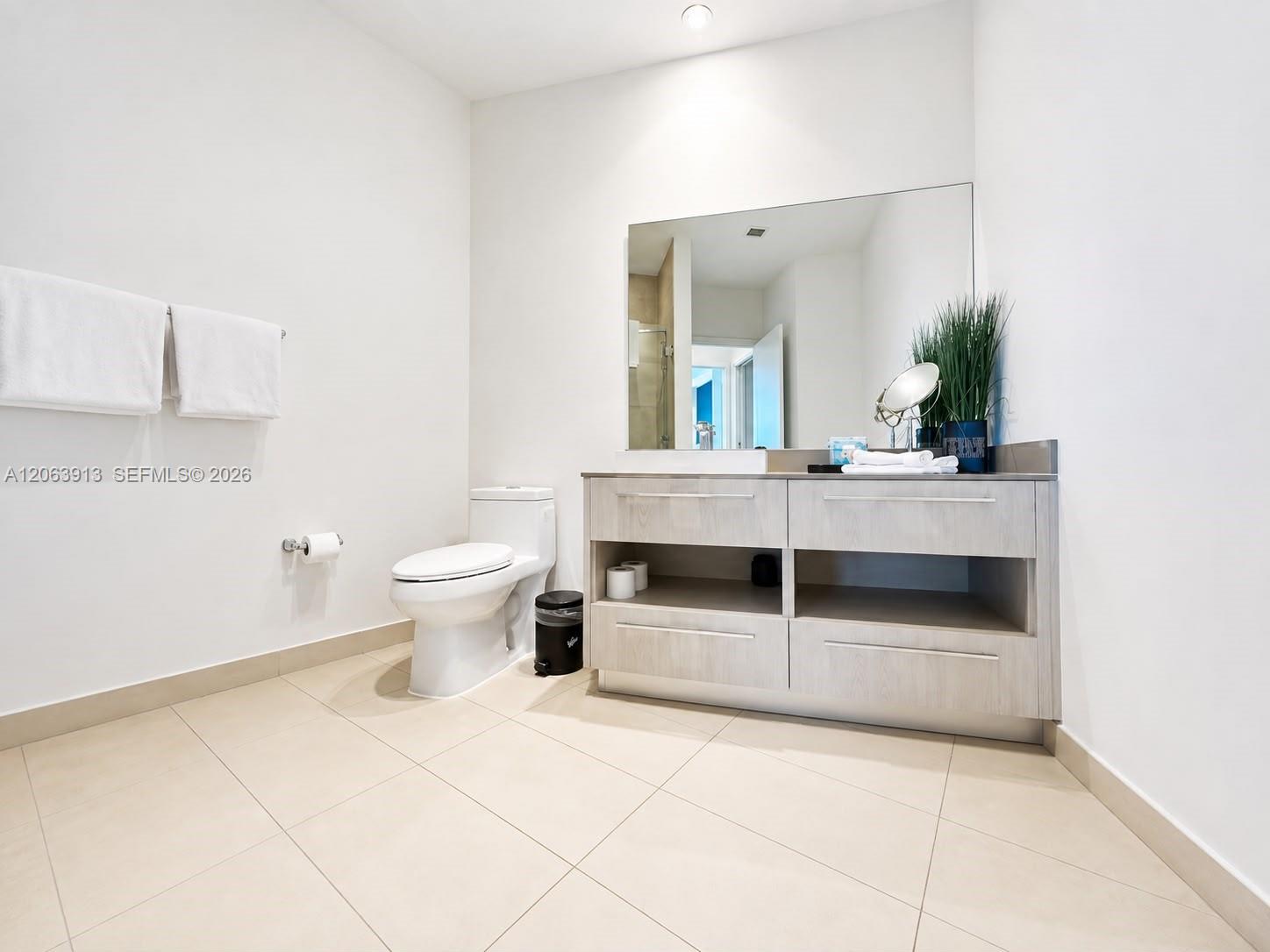 4111 S Ocean Drive 1812 Property Photo 15