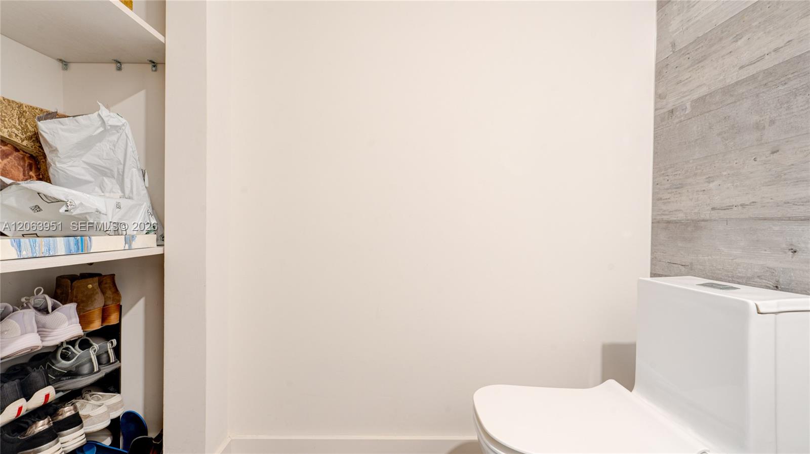 16325 Golf Club Road 101 Property Photo 15
