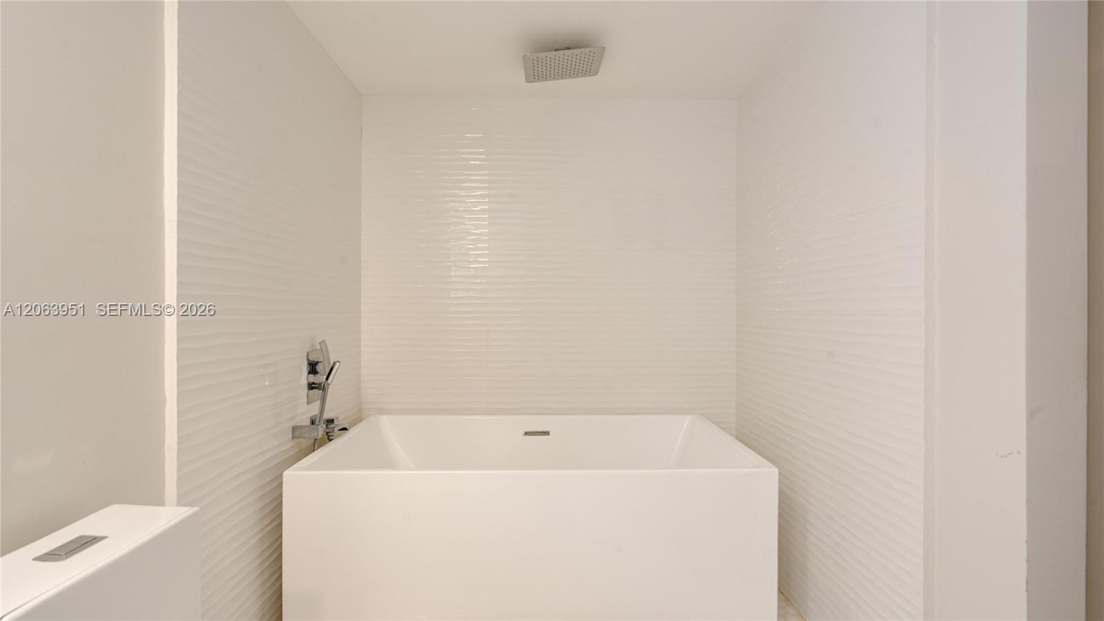 16325 Golf Club Road 101 Property Photo 20