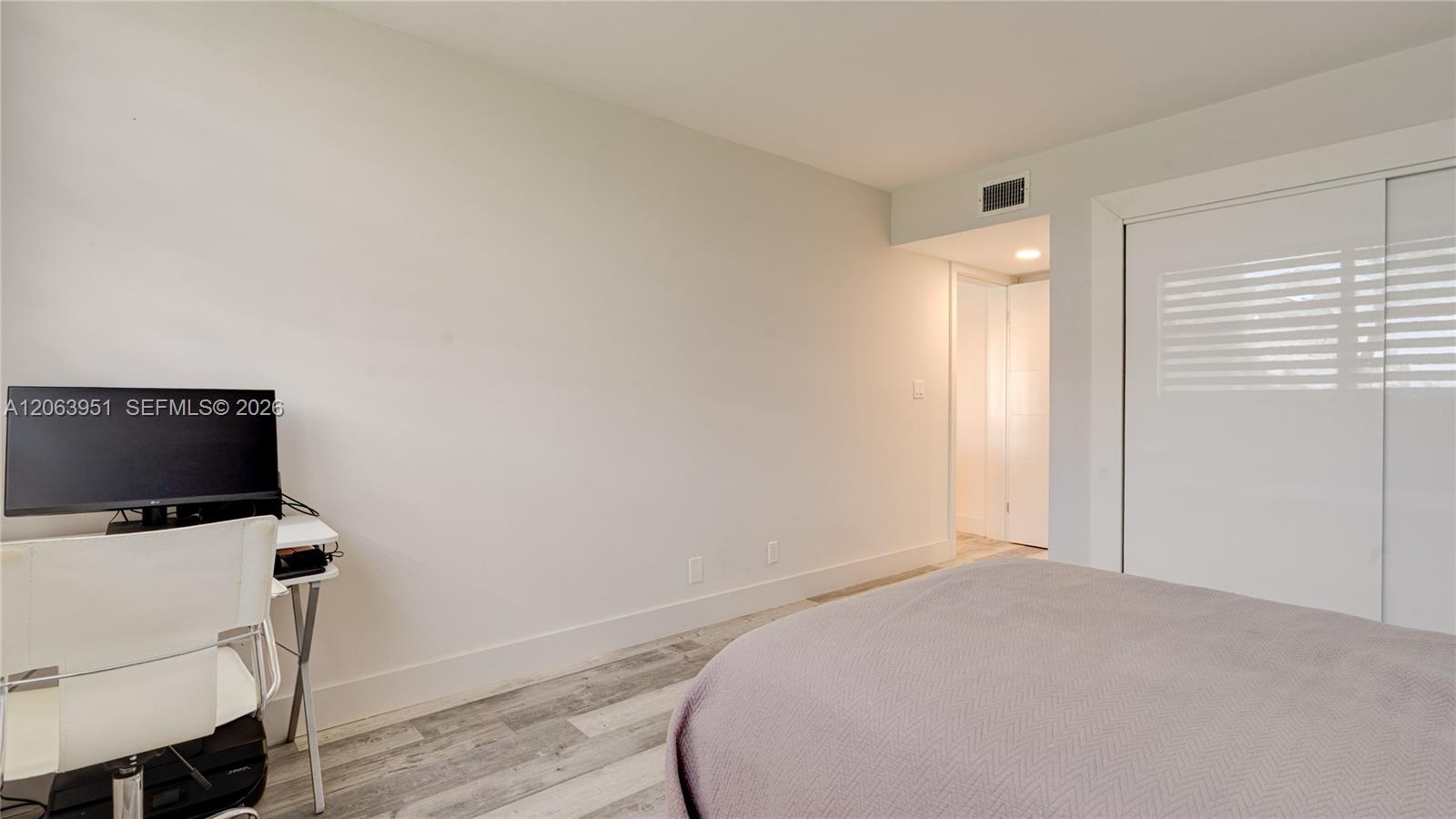 16325 Golf Club Road 101 Property Photo 26