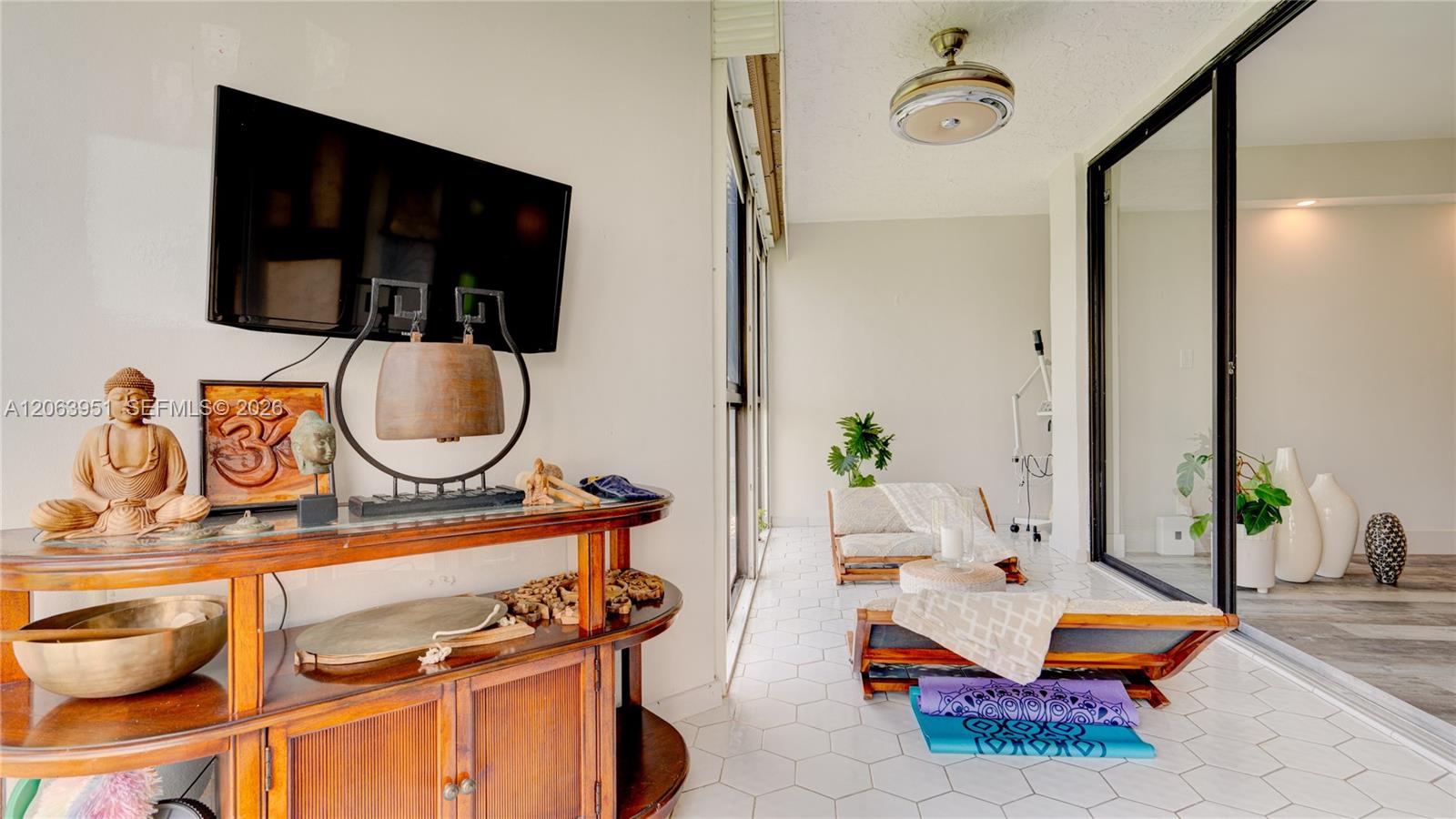 16325 Golf Club Road 101 Property Photo 34