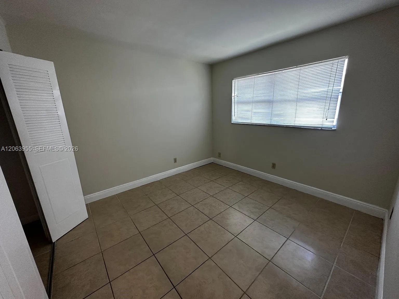 961 Nw 45th Street 6 Property Photo 8
