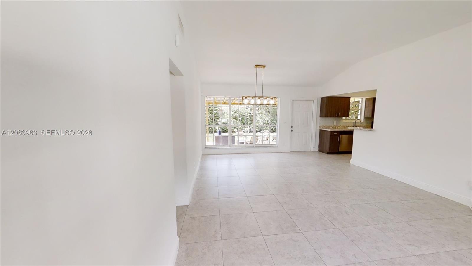 490 Nw 90th Street . Property Photo 4