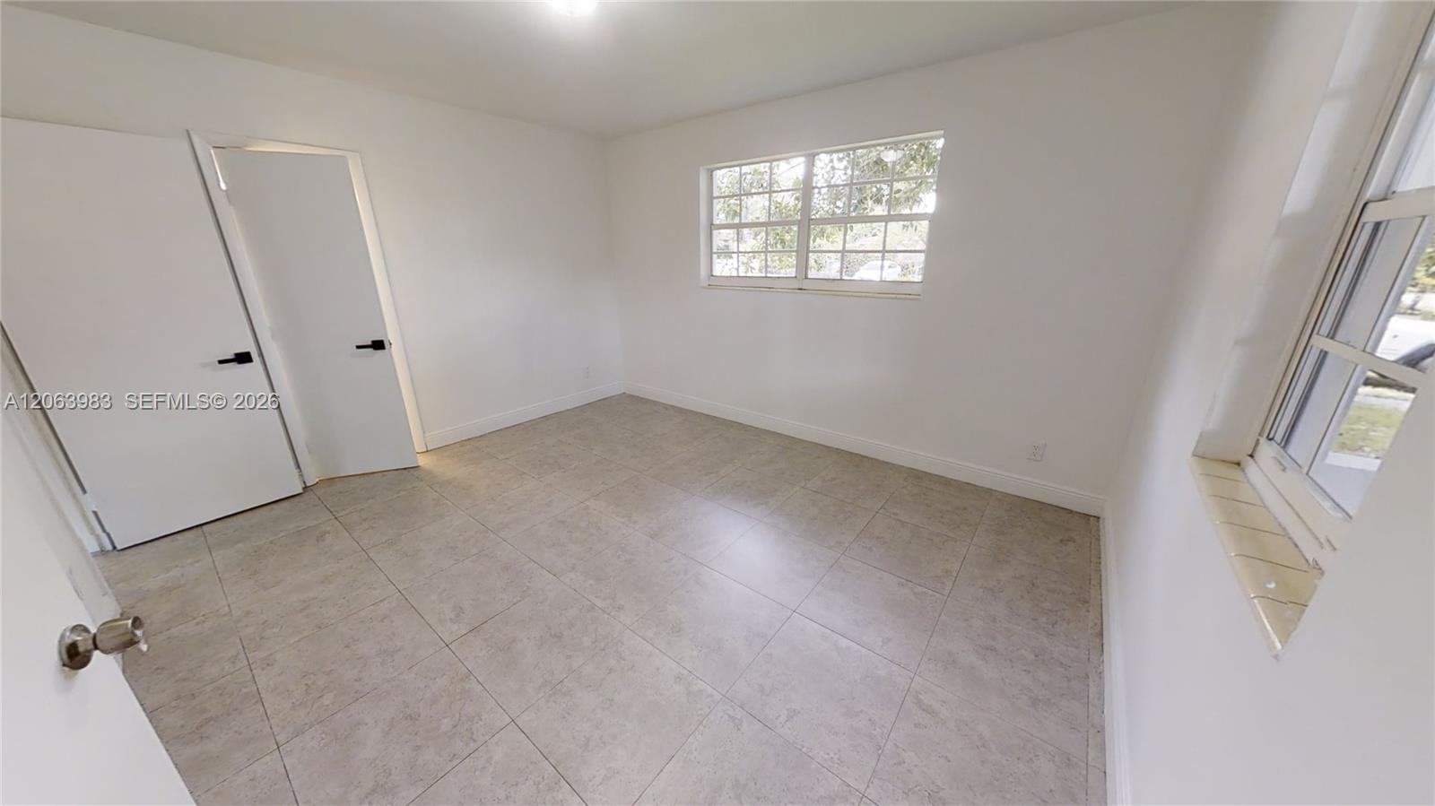 490 Nw 90th Street . Property Photo 10
