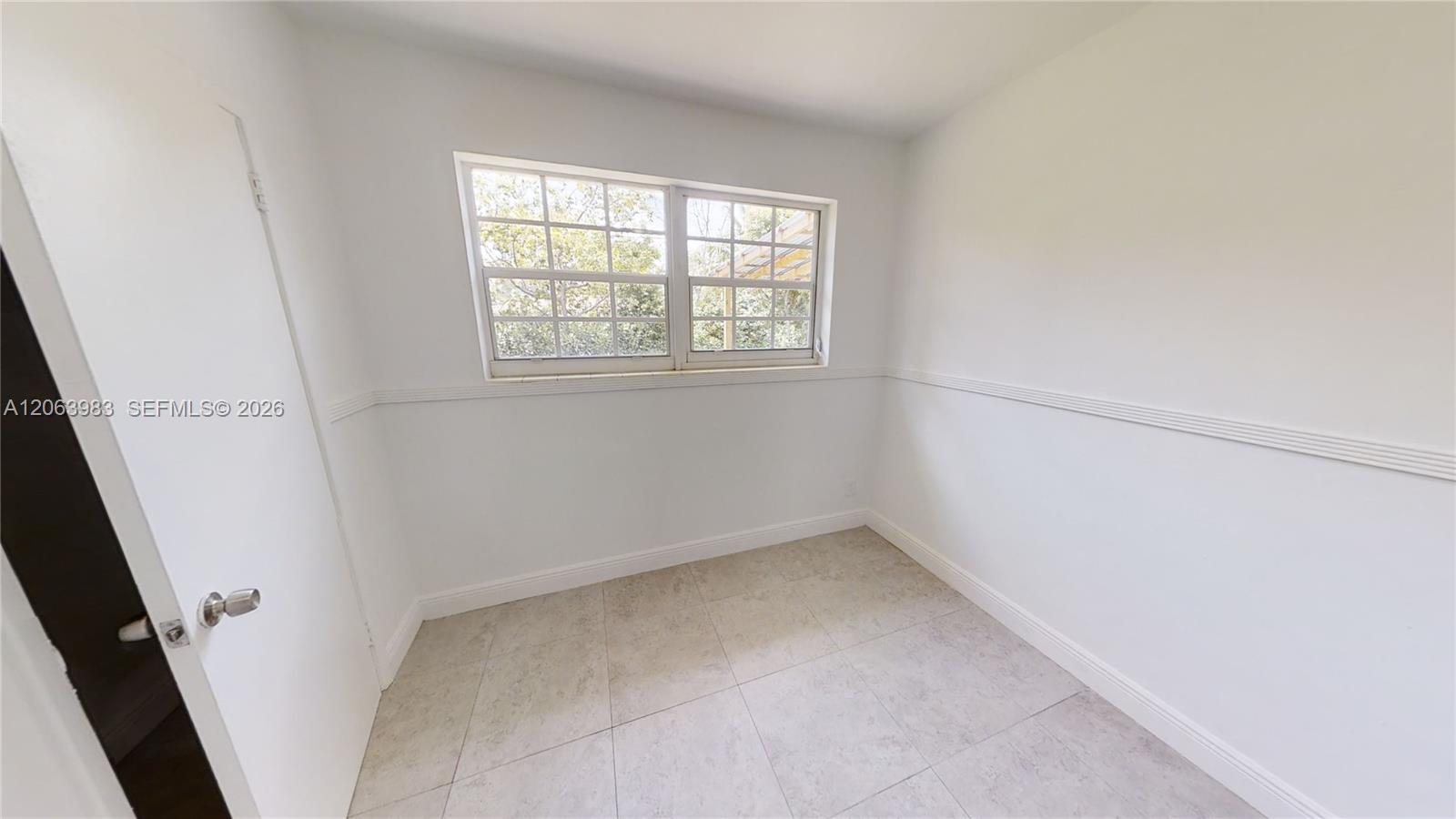 490 Nw 90th Street . Property Photo 15