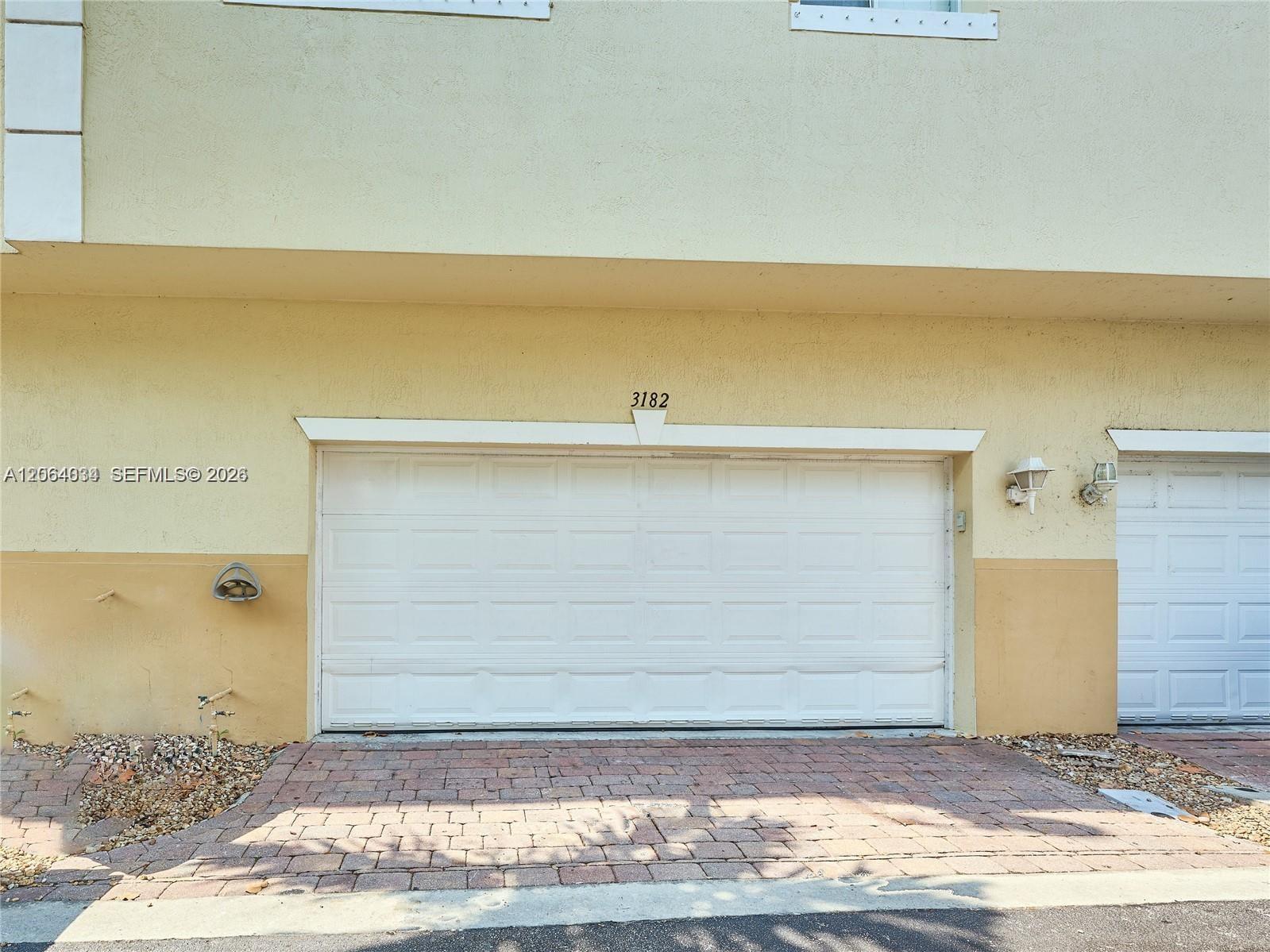 3182 N Greenleaf Circle Property Photo 18