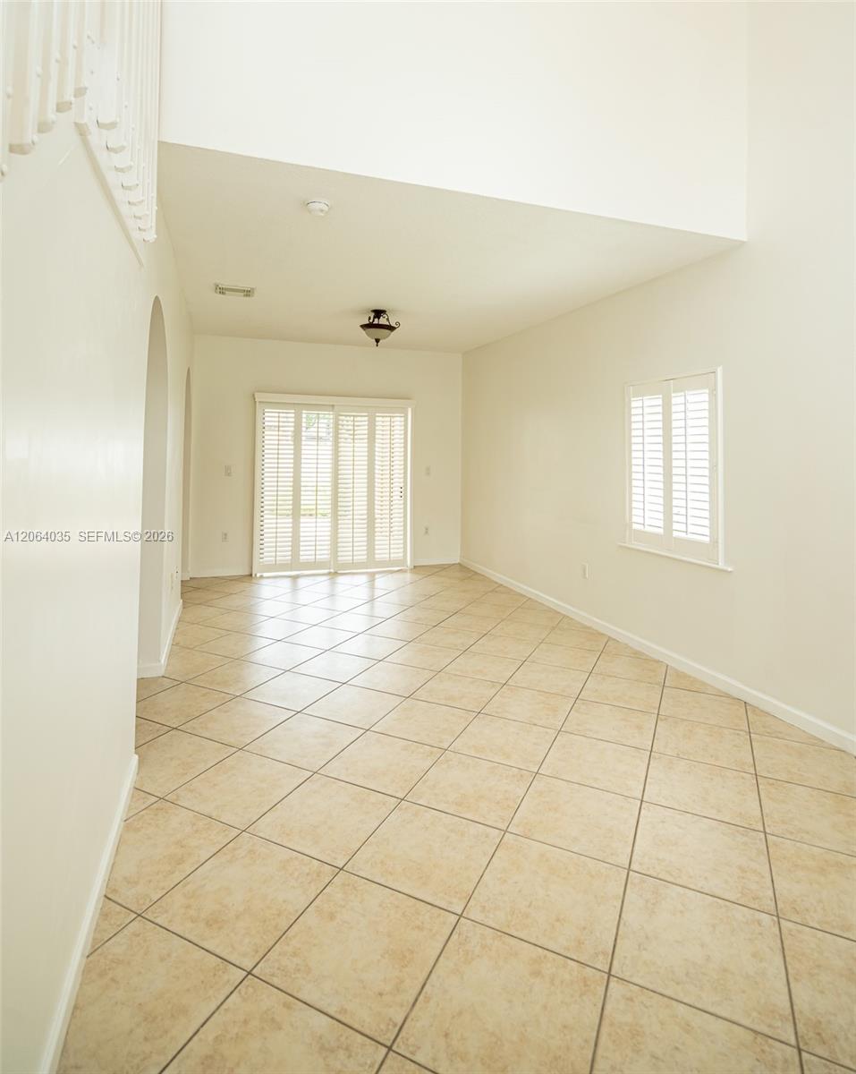 12901 Sw 50th Street Property Photo 3