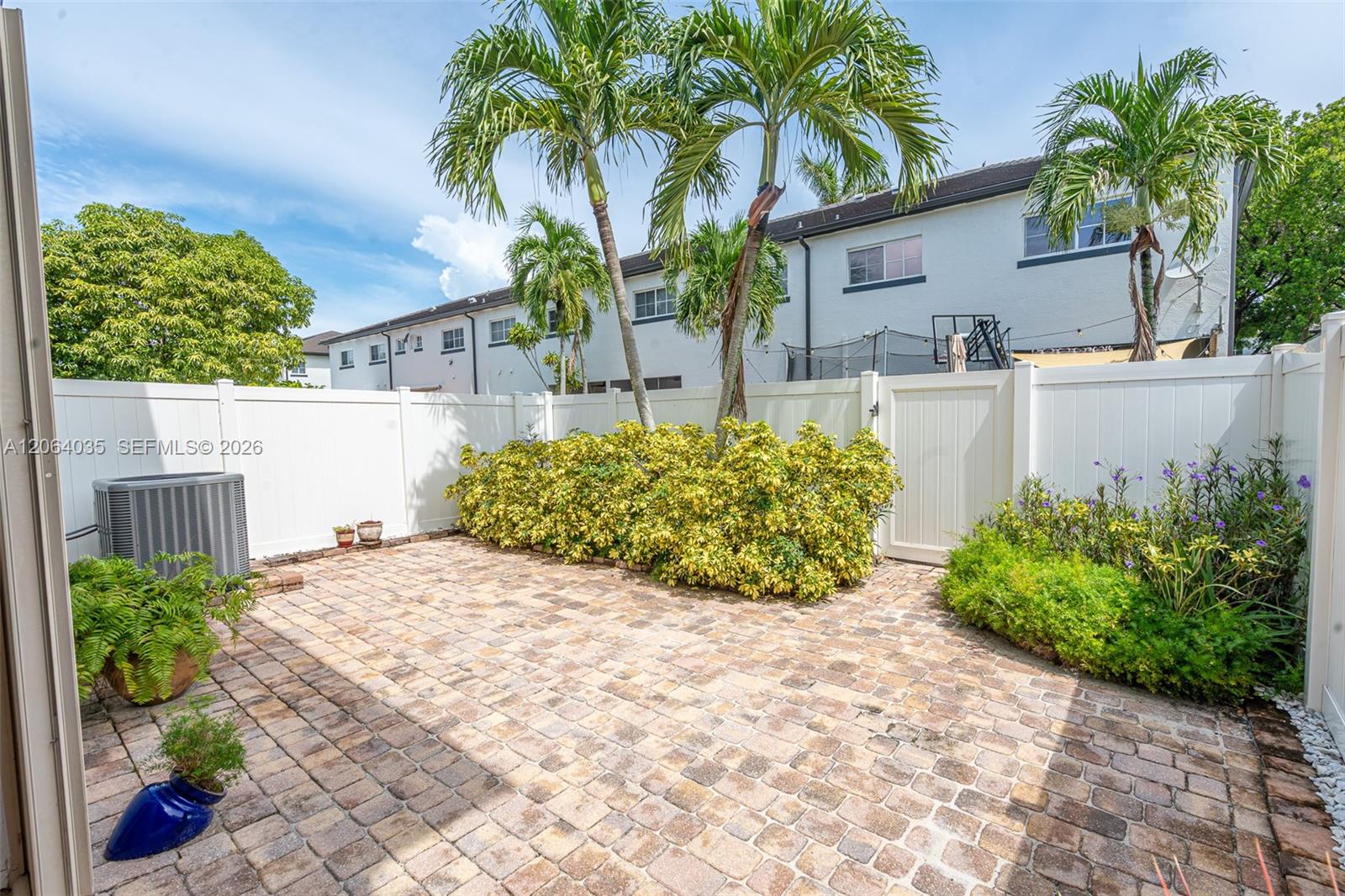 12901 Sw 50th Street Property Photo 13