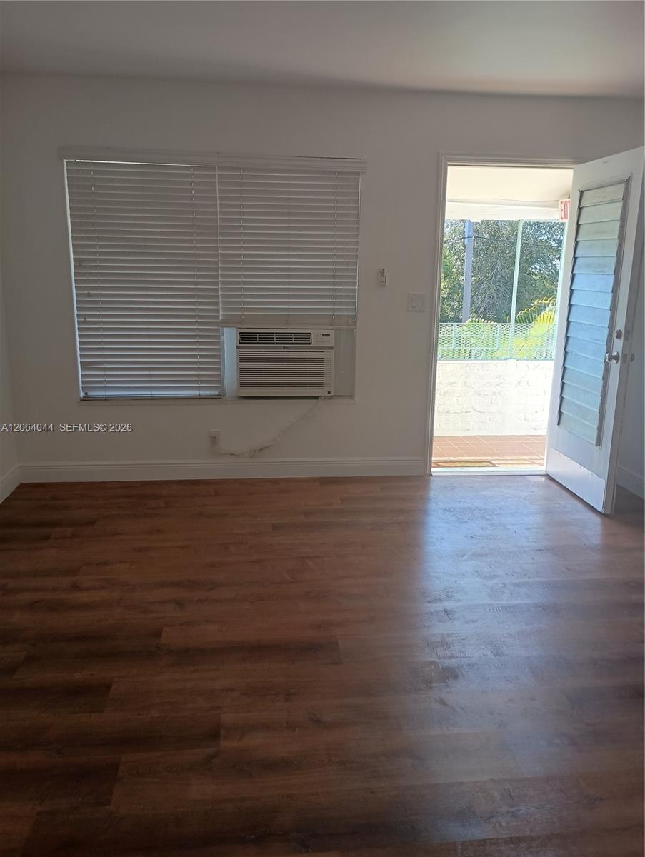 545 74 8 Property Photo 1