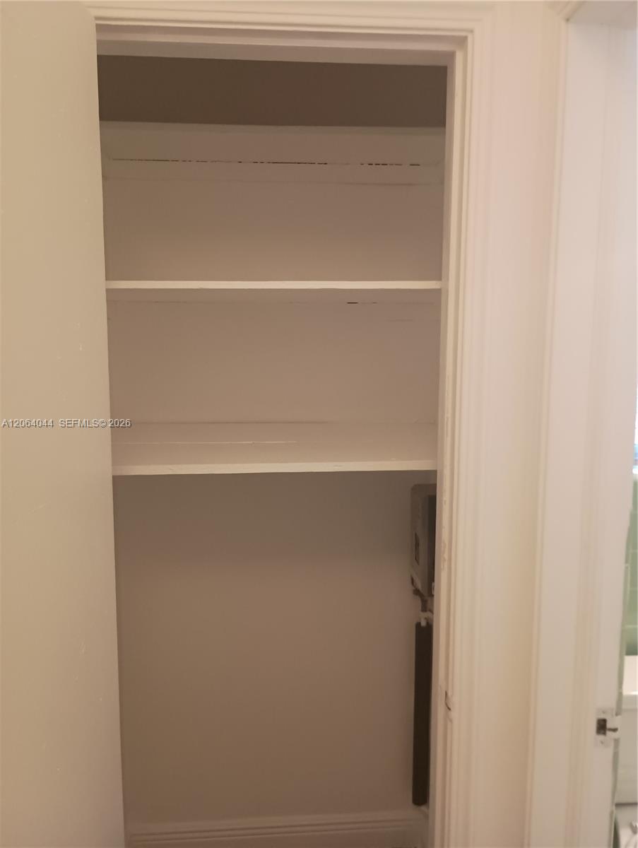 545 74 8 Property Photo 6