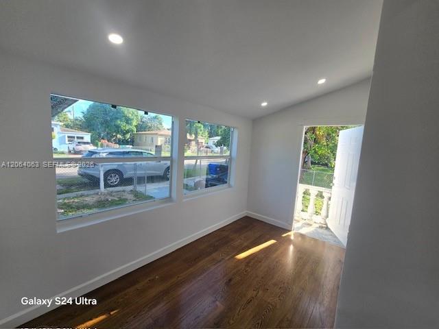 A12064063 Property Photo 17