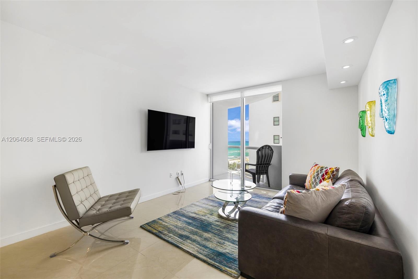 6365 Collins Avenue 805 Property Photo 7
