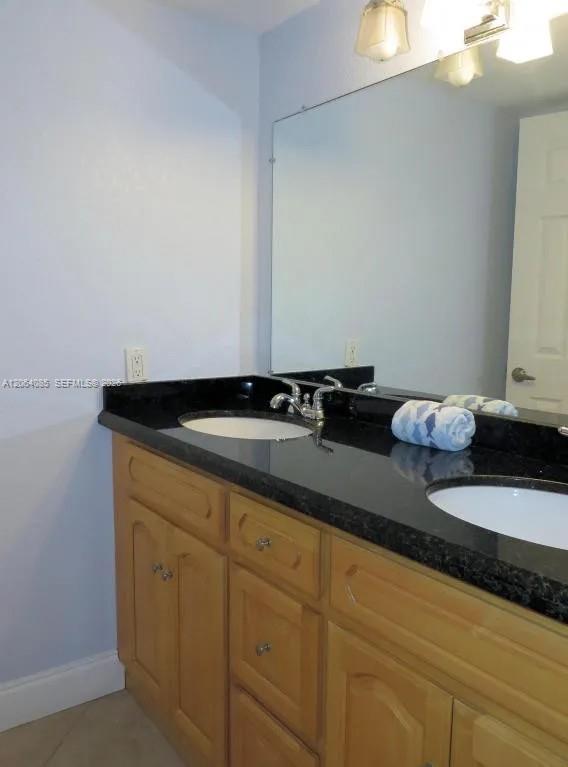 2400 S Ocean Drive 2212 Property Photo 14