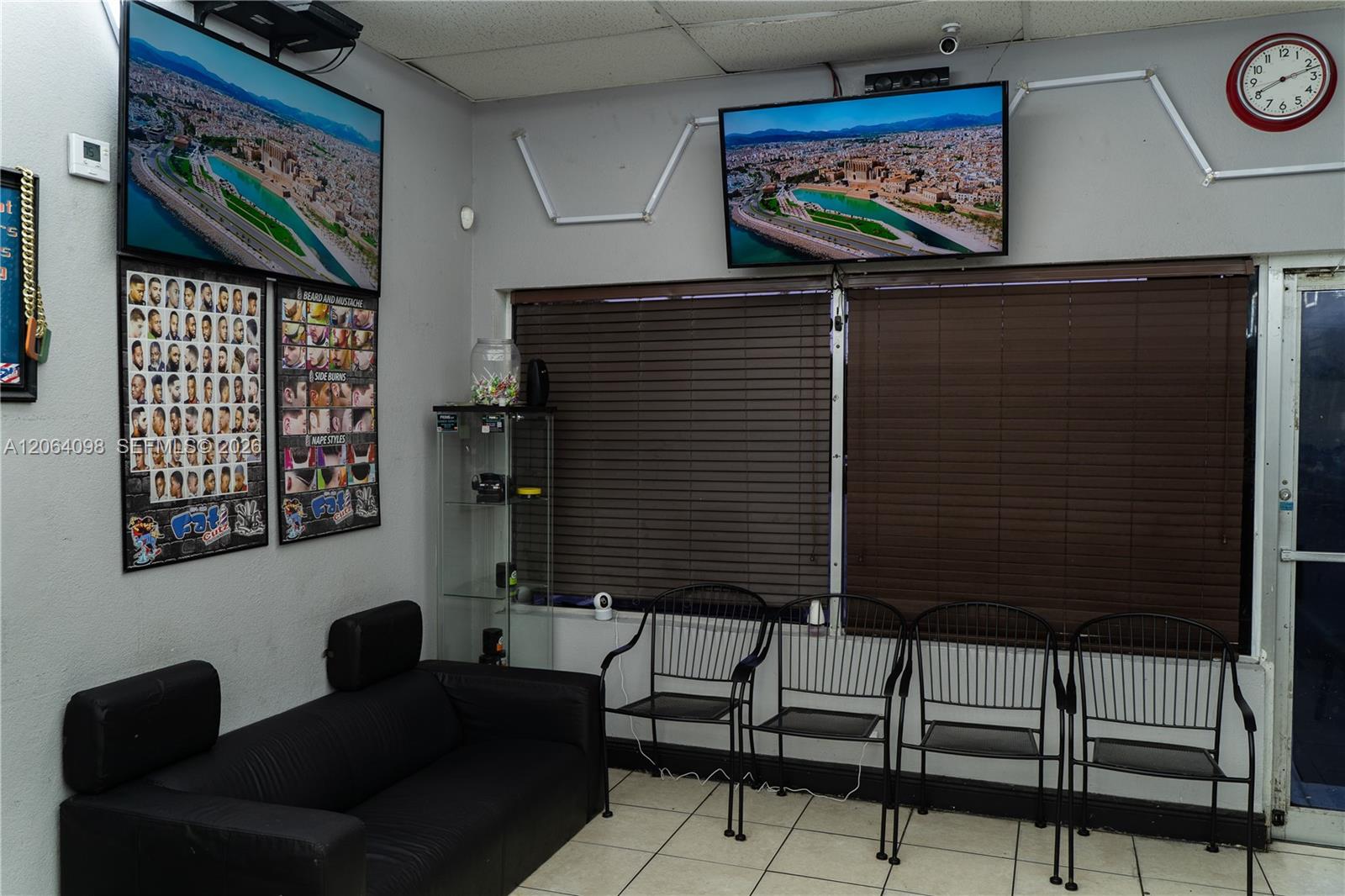 A12064098 Property Photo 12