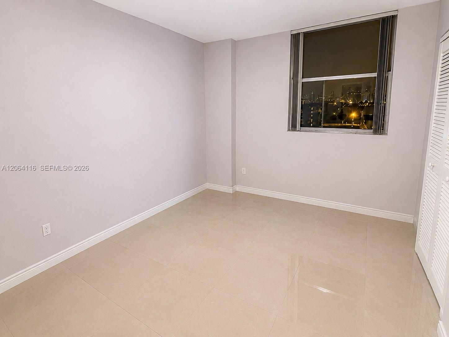 1 Glen Royal Parkway 702 Property Photo 11