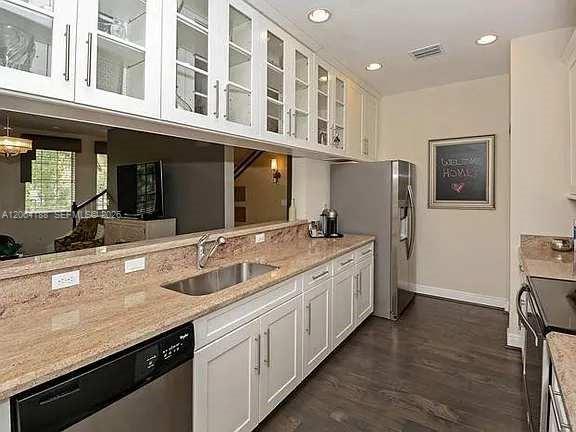 837 SW 147th Avenue 1410 Property Photo 1