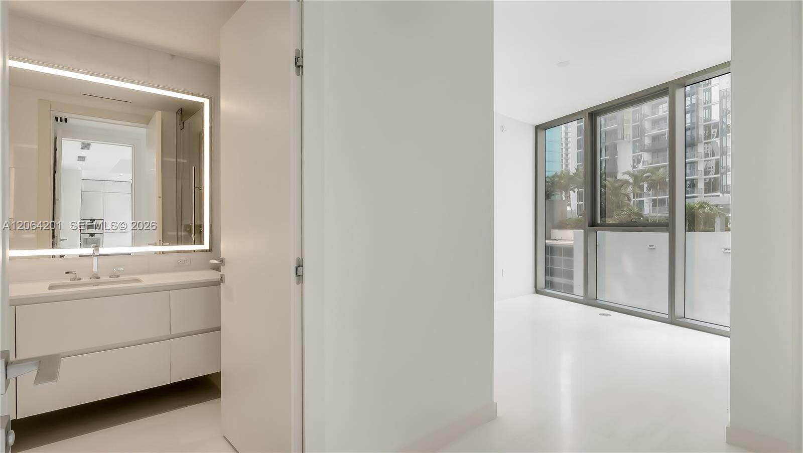 300 Biscayne Boulevard Way 1106e Property Photo 13