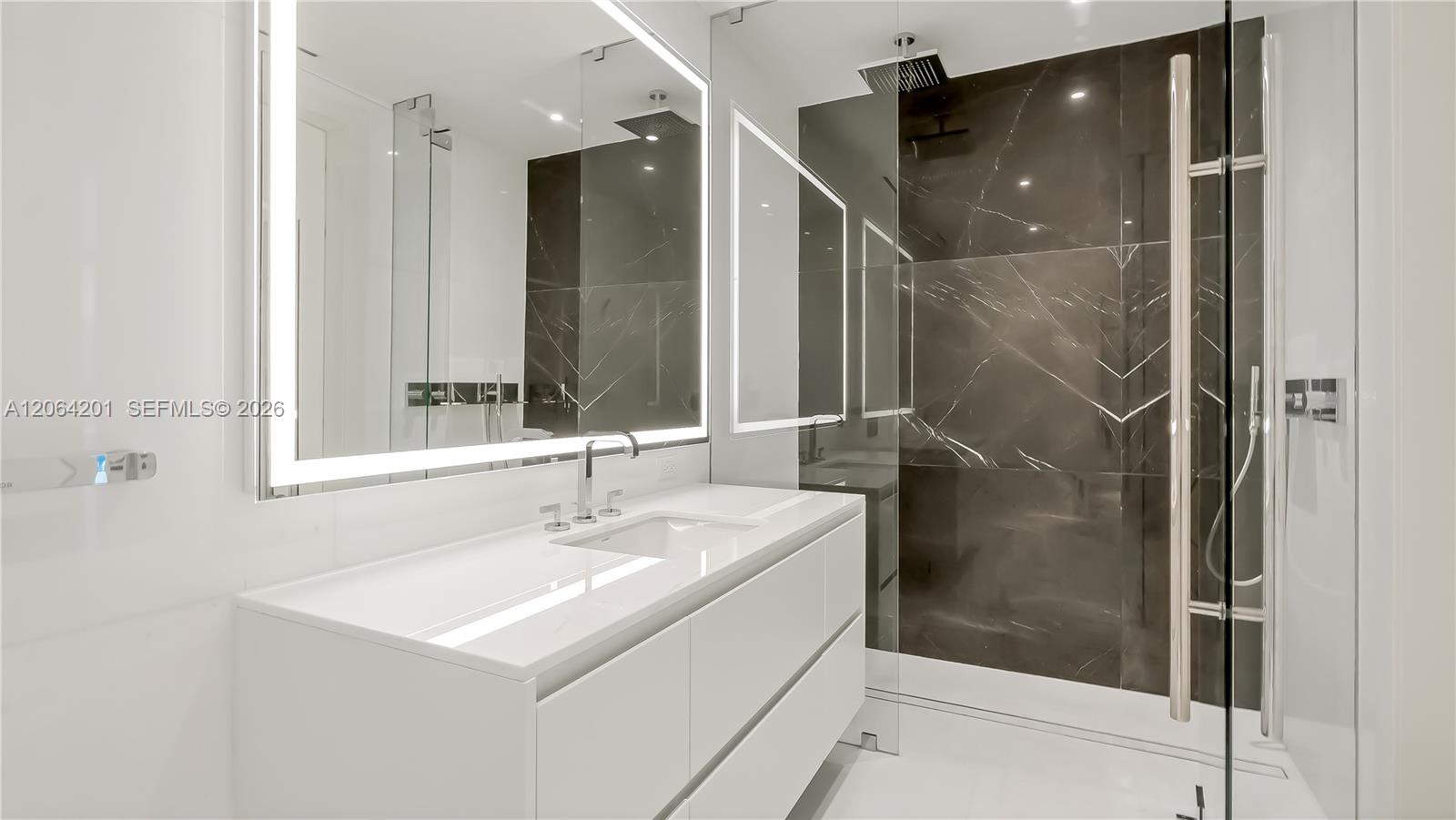 300 Biscayne Boulevard Way 1106e Property Photo 18