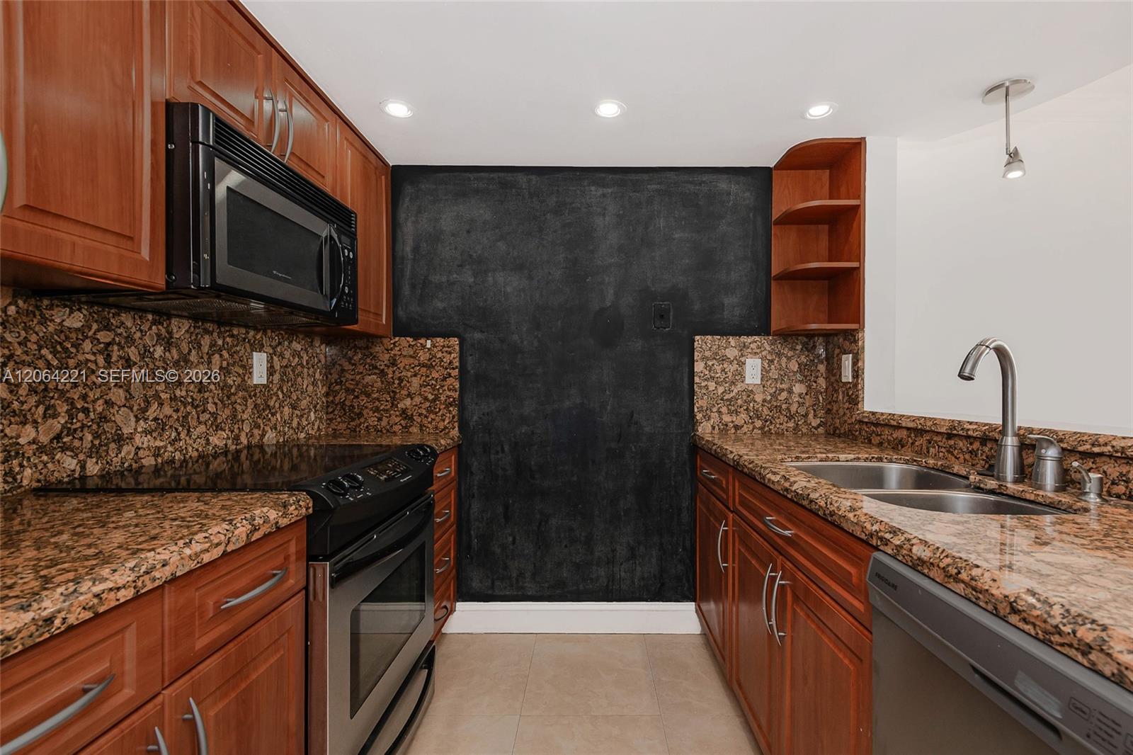 4520 Sw 68th Ct Circle 25-5 Property Photo 5
