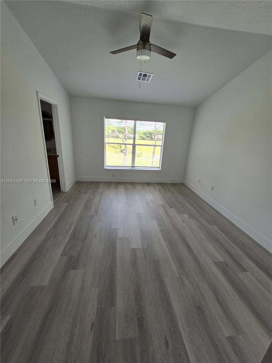 331 River Bluff Lane Property Photo 6