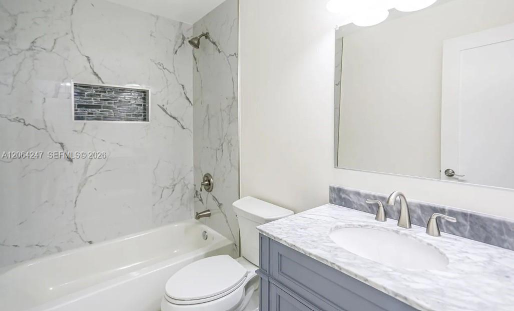 225 Georgetown Property Photo 3