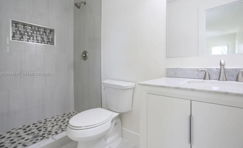 225 Georgetown Property Photo 5