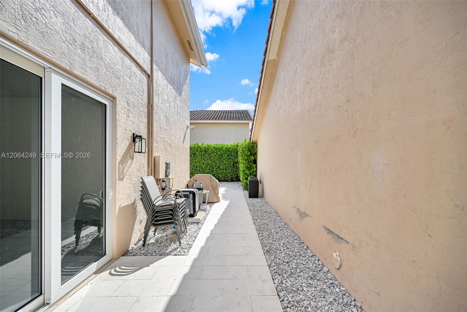 10877 Sw 152nd Place Property Photo 17