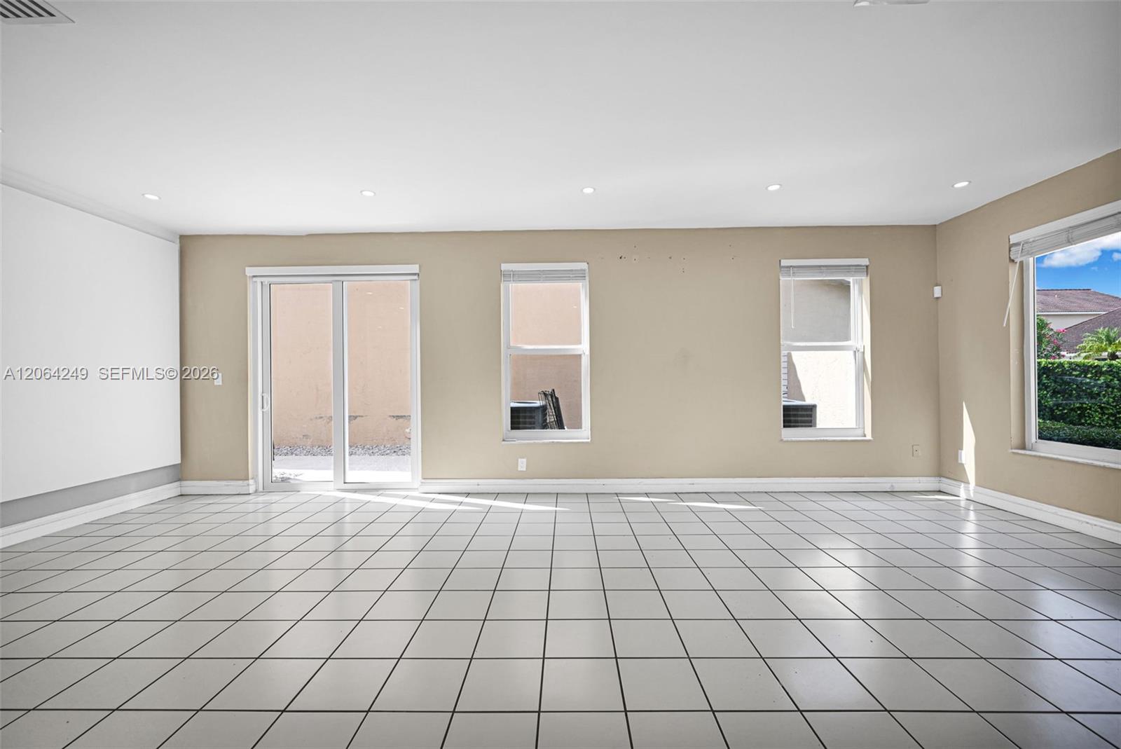 10877 Sw 152nd Place Property Photo 18