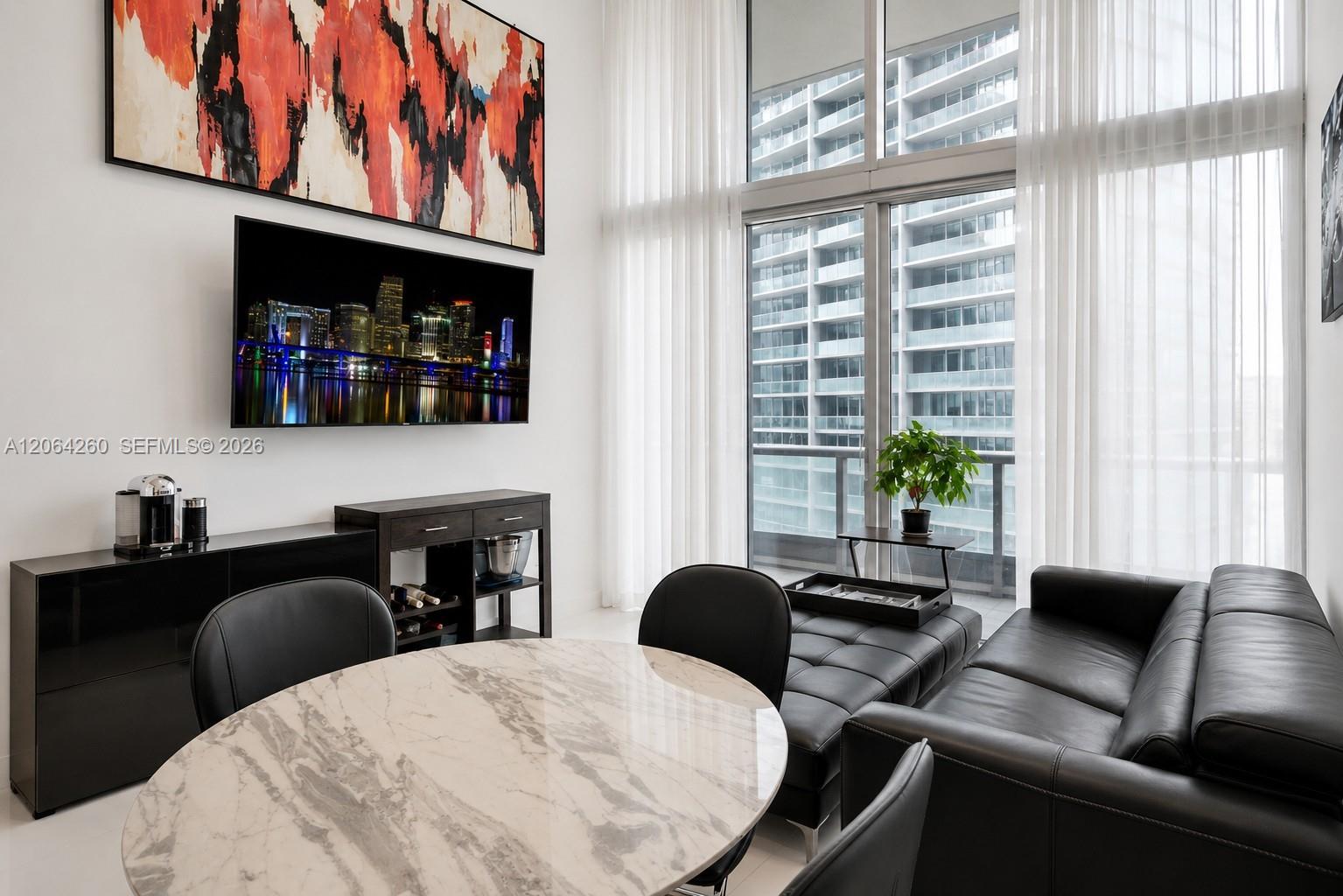 475 Brickell Avenue 2813 Property Photo 10