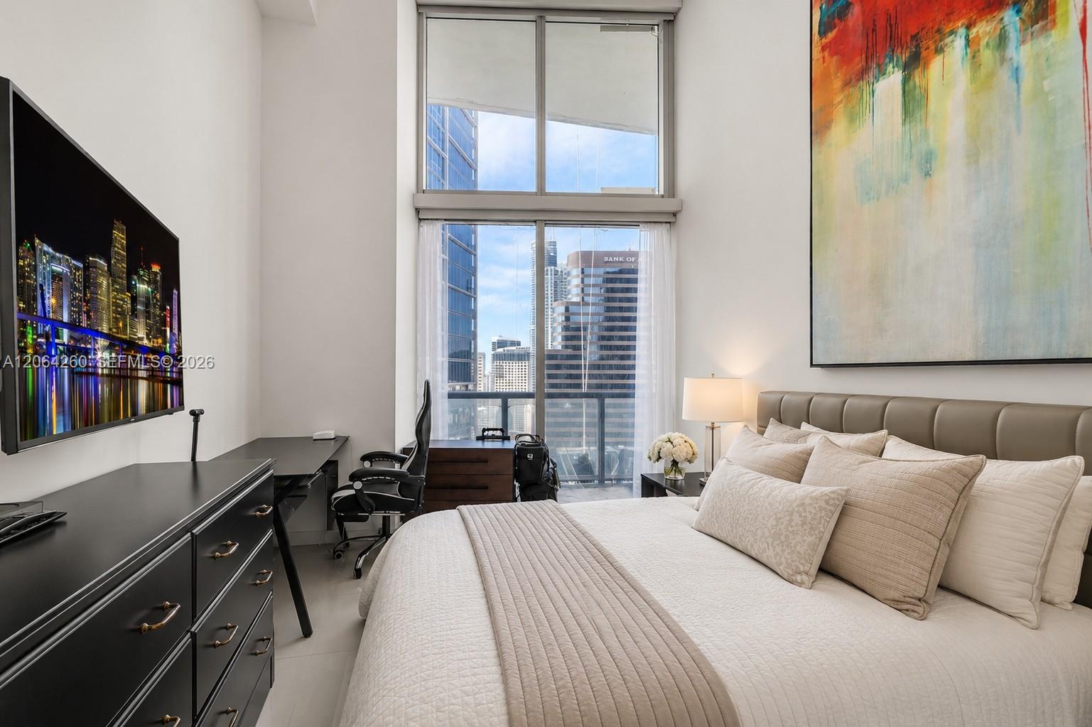 475 Brickell Avenue 2813 Property Photo 16