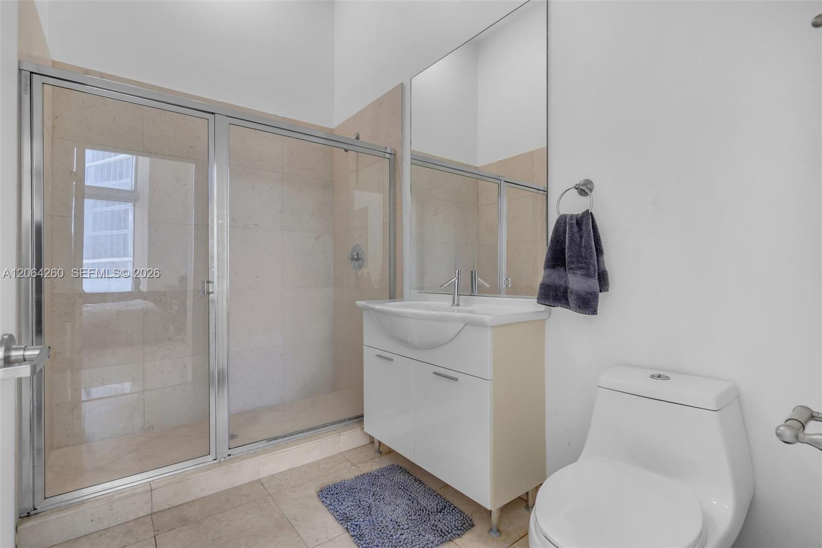 475 Brickell Avenue 2813 Property Photo 18