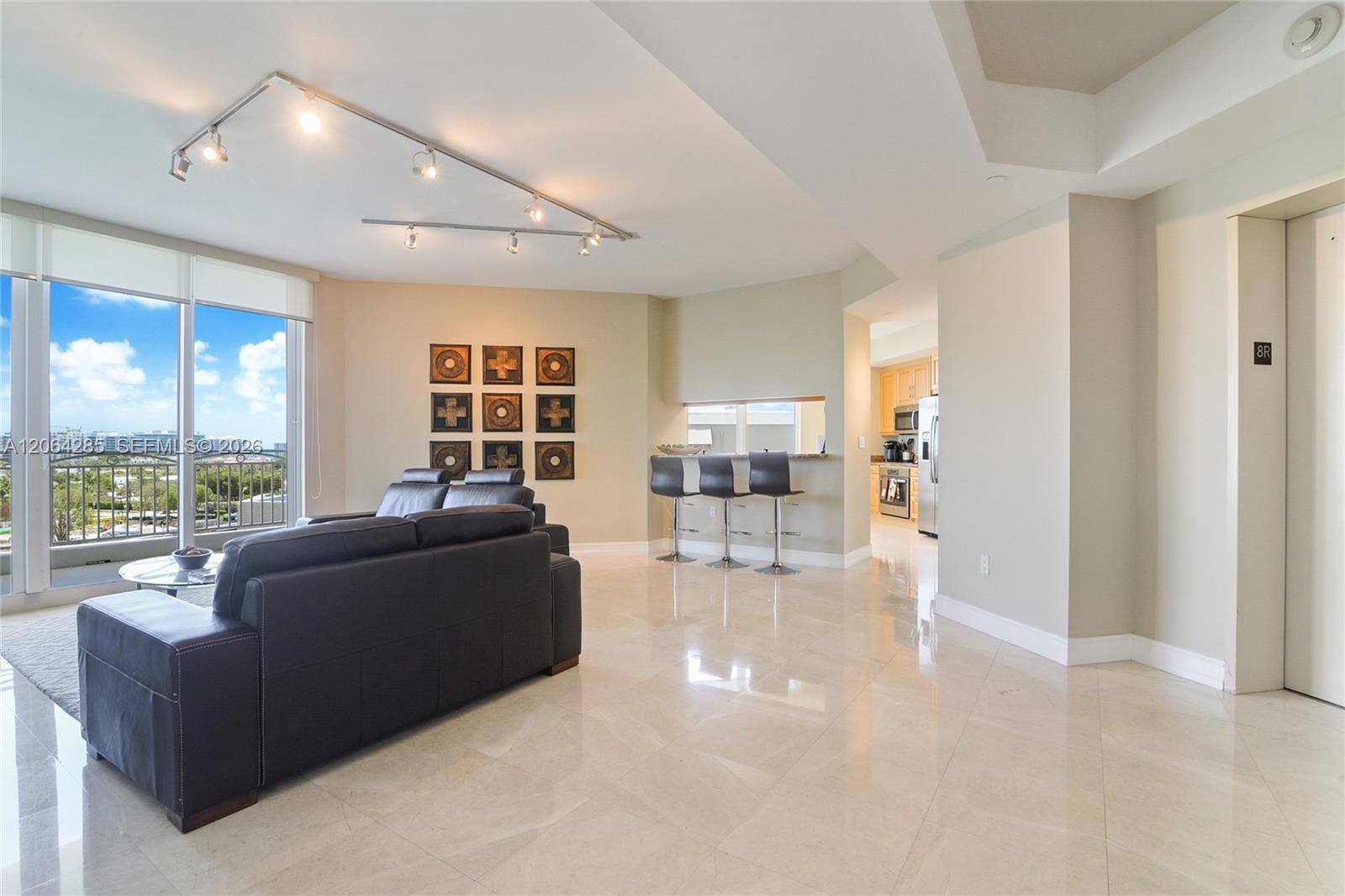 9751 E Bay Harbor Drive 8d Property Photo 3