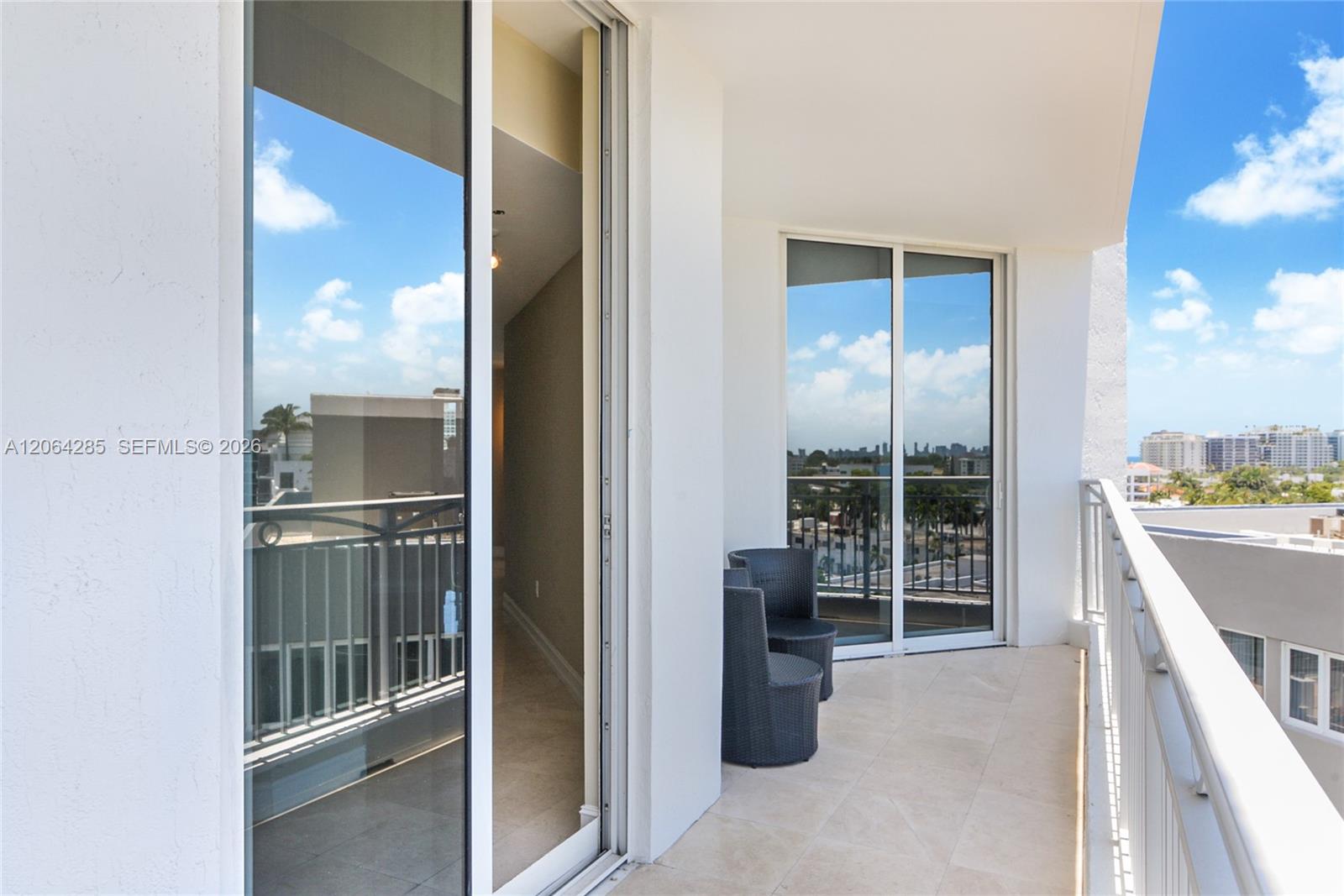 9751 E Bay Harbor Drive 8d Property Photo 12