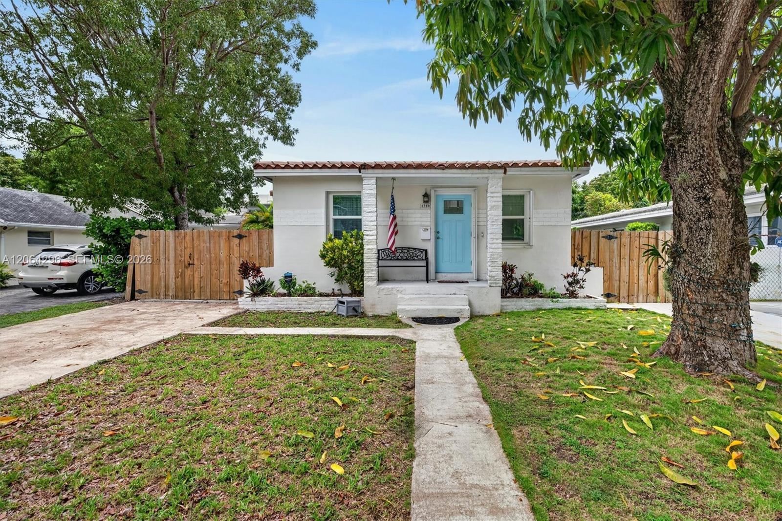 3780 Sw 27th Terrace Property Photo 1