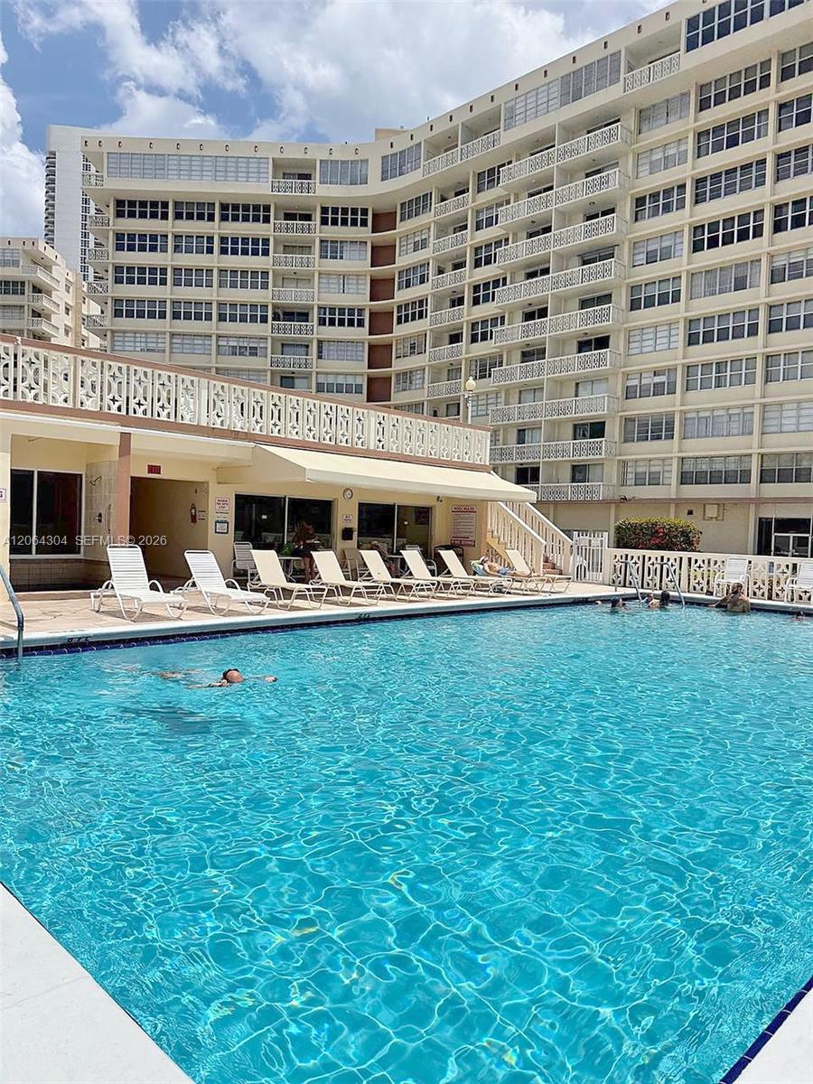 1817 S Ocean Drive 824 Property Photo 1