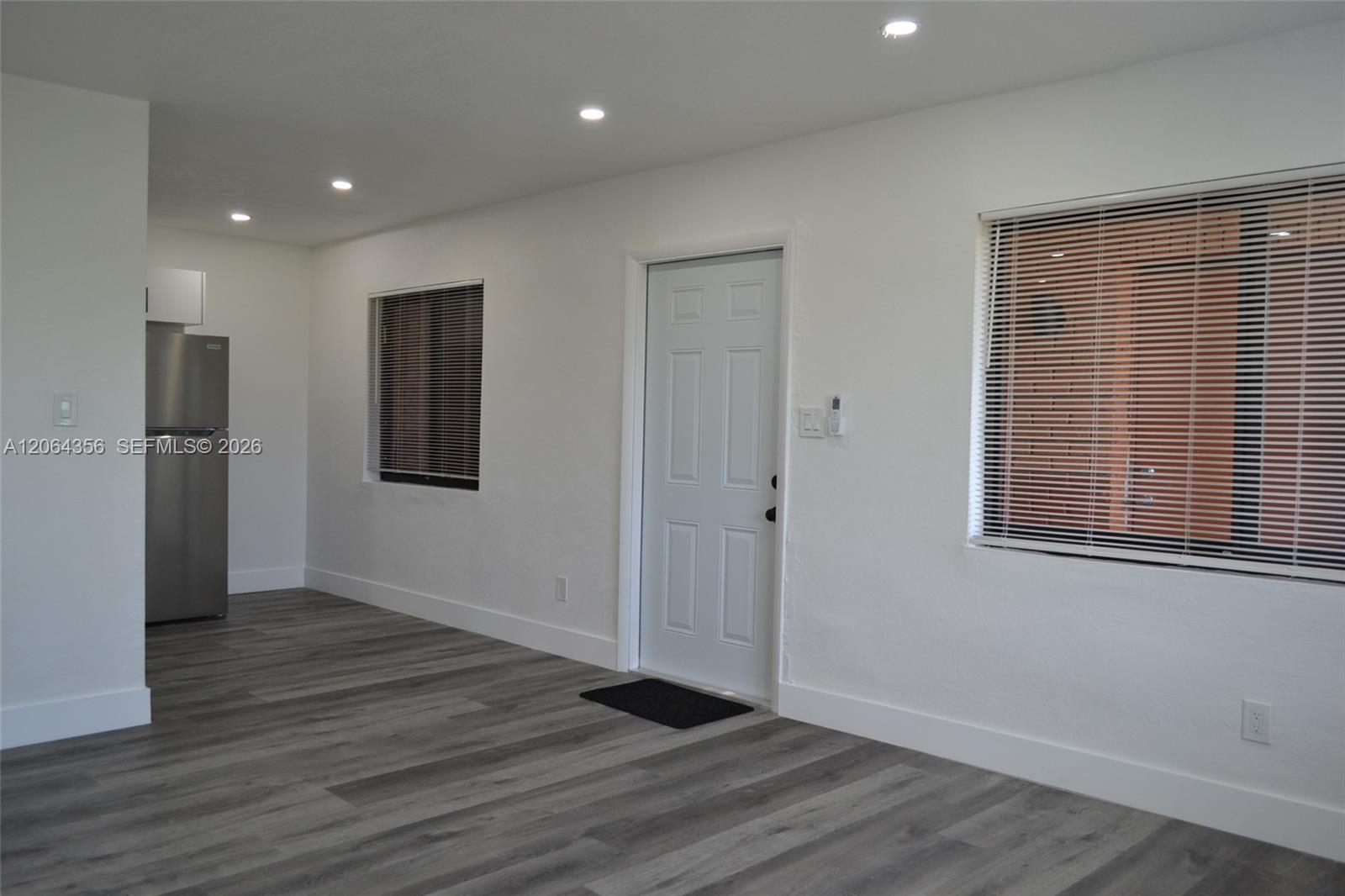940 Nw 8th Avenue Property Photo 29