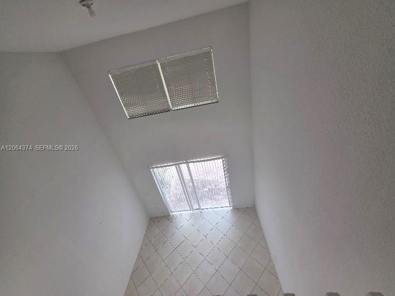 11525 Nw 71st Street Property Photo 11