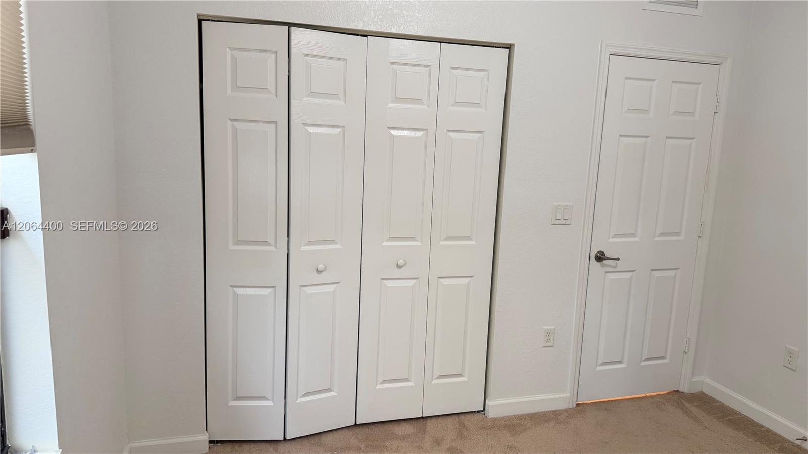 737 Se 37th Place Property Photo 18