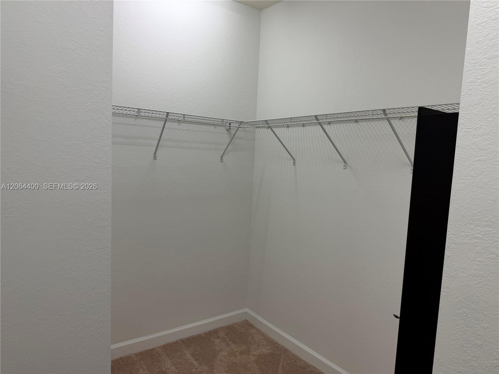 737 Se 37th Place Property Photo 27