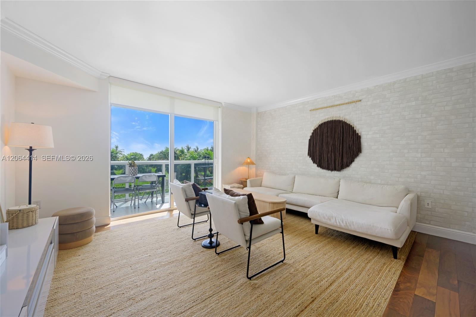 10275 Collins Avenue 334 Property Photo 2