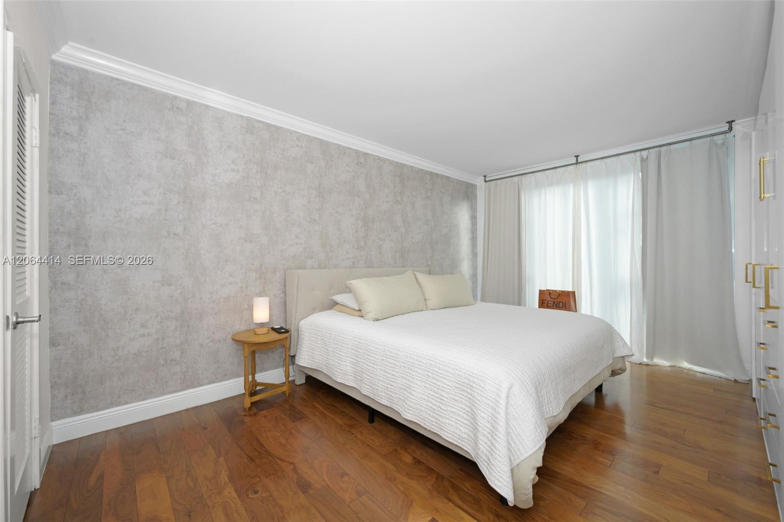 10275 Collins Avenue 334 Property Photo 13