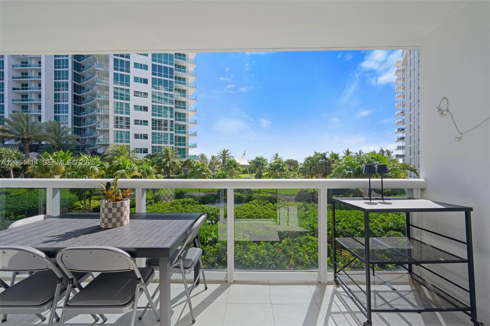 10275 Collins Avenue 334 Property Photo 23