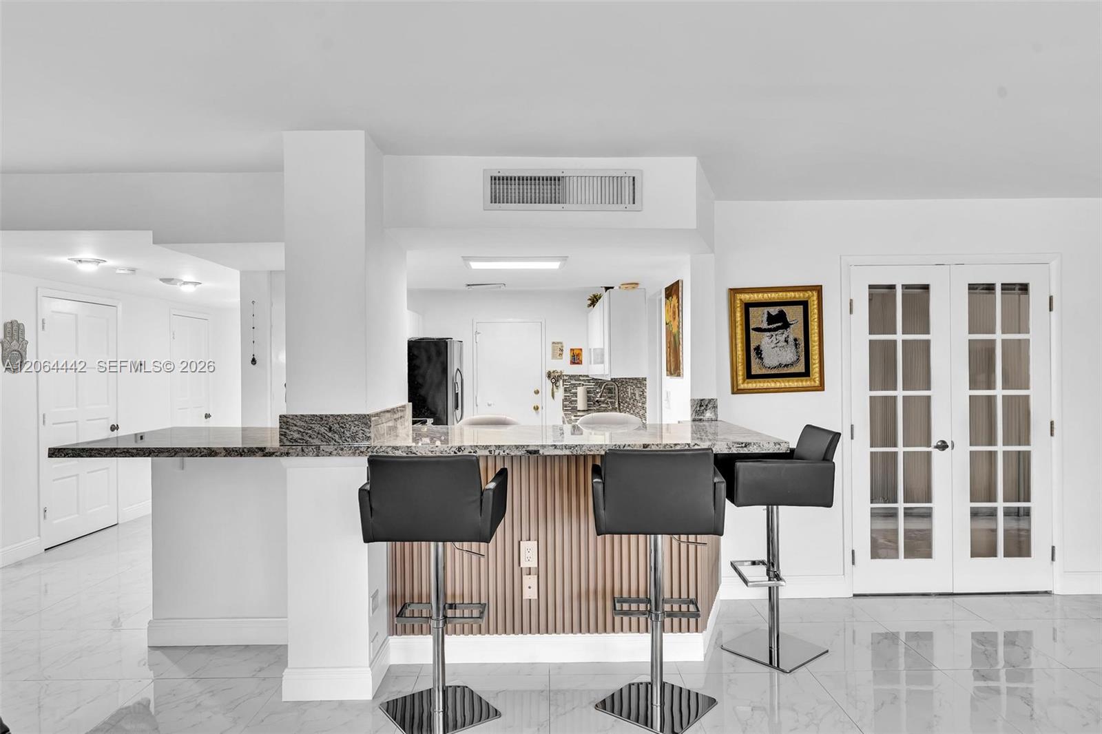 A12064442 Property Photo 22